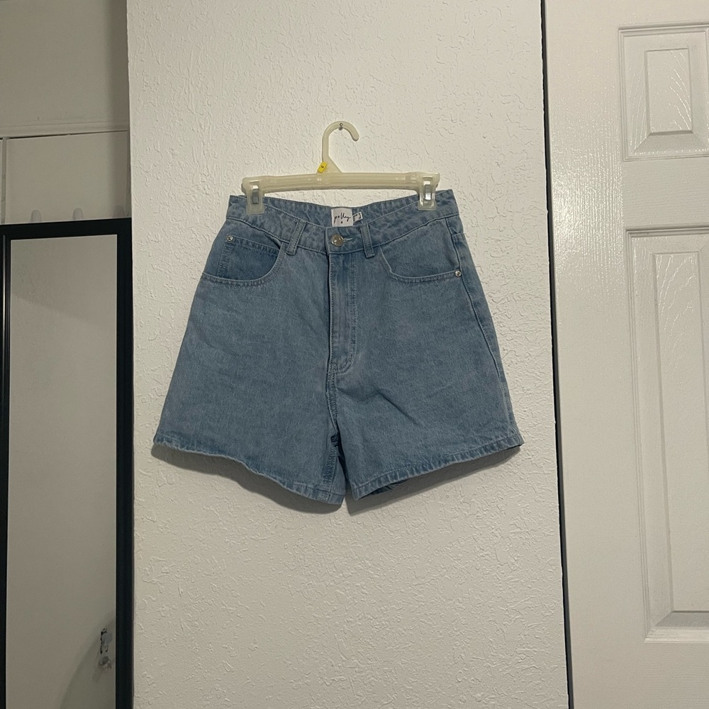 Princess Polly shorts light blue